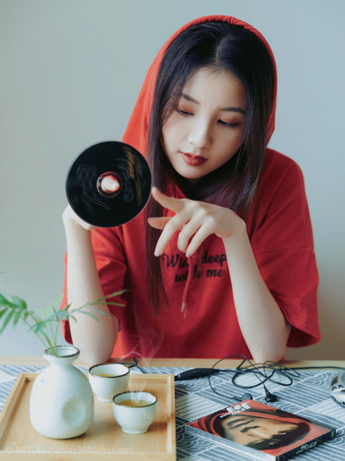 爱游戏平台-英超裁判语义分析提升VAR判罚准确性的实践研究，足球var裁判