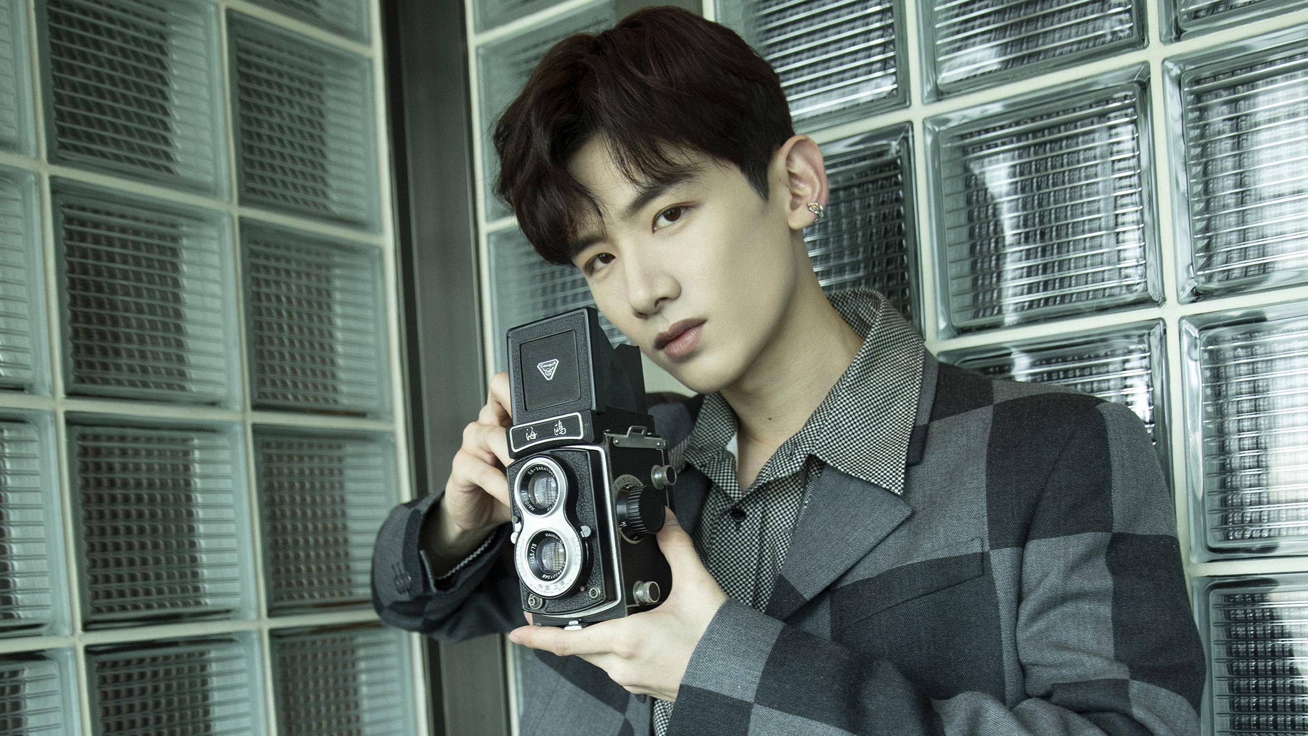 AYX体育官网-蝶泳前15米爆发力美中强强对话，蝶泳速度标准