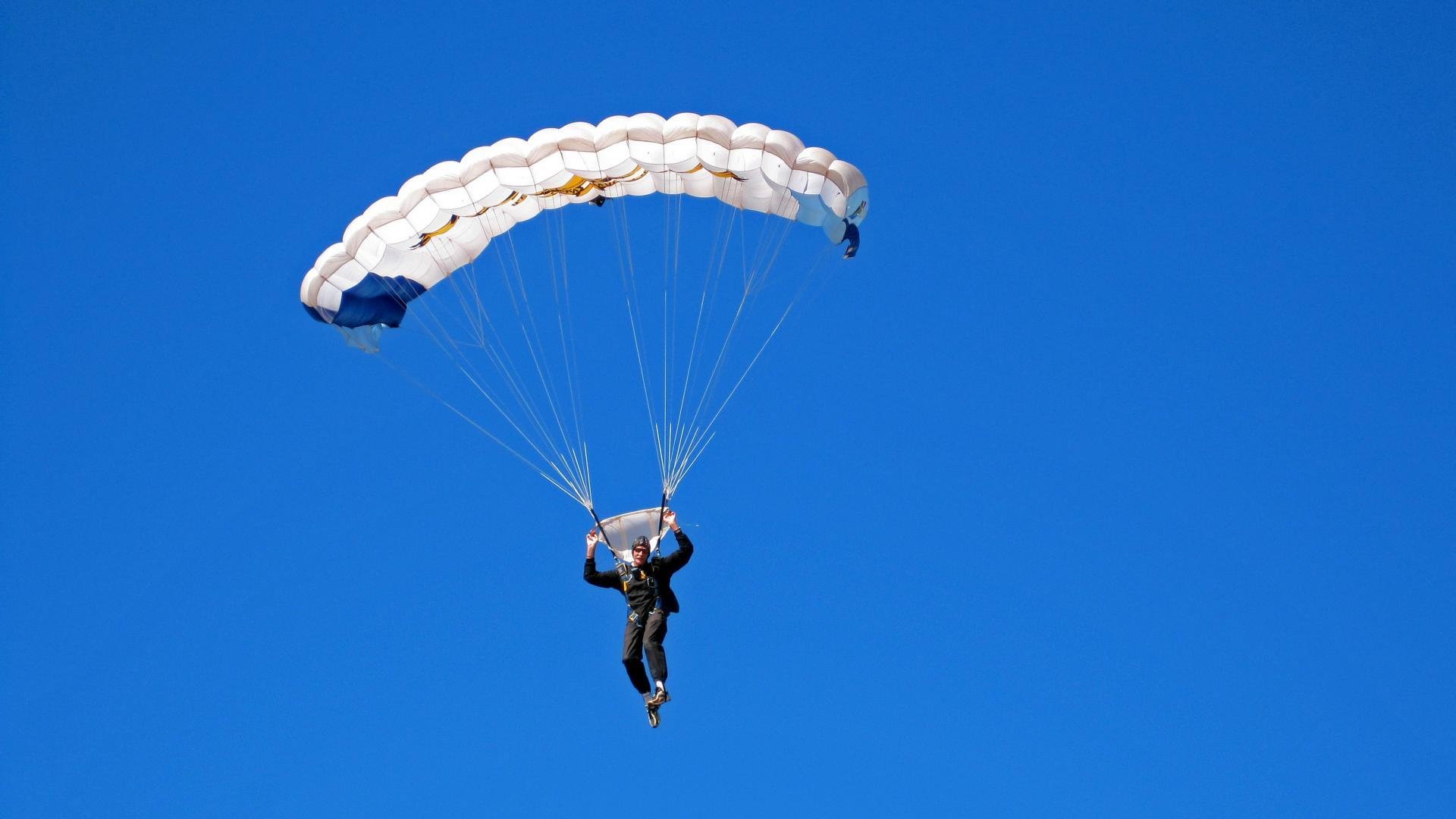 世界冬季两项锦标赛中国首获集体奖，世界冬季运动会2021